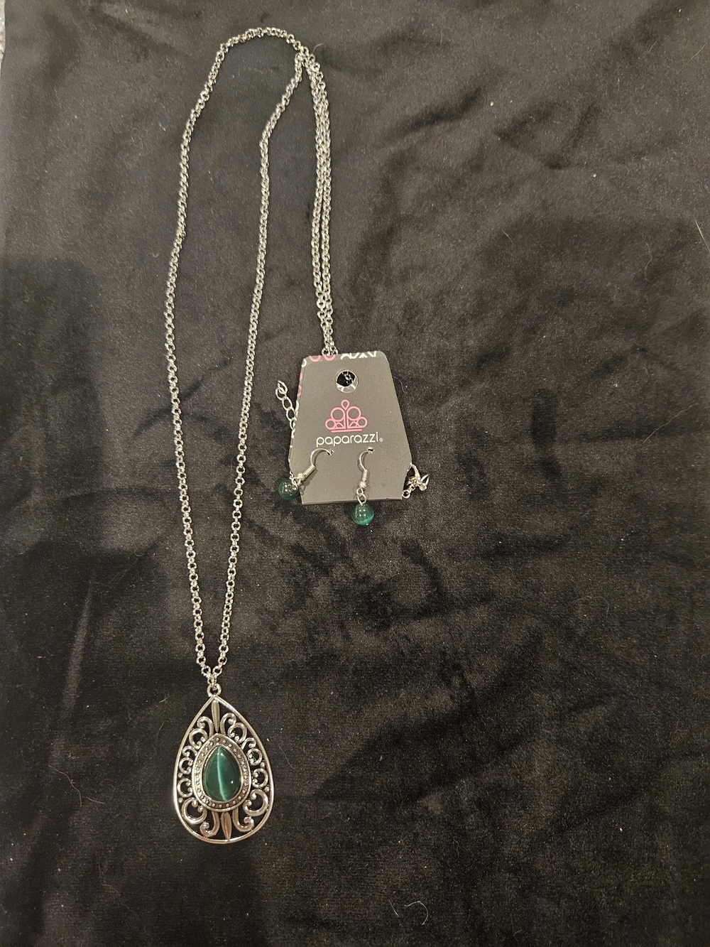 Paparazzi Silver Teardrop Necklace Set with Green Stone